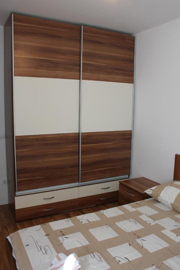 Toni Apartment โอมิช ภายนอก รูปภาพ